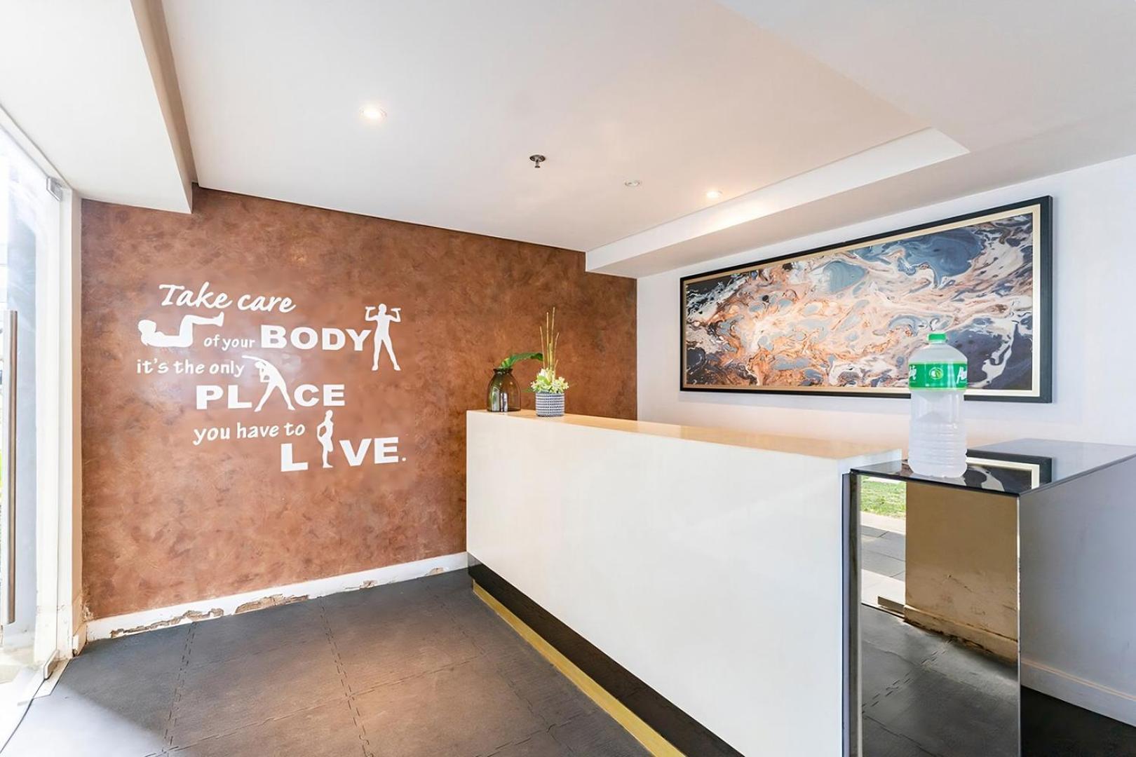 Cozy Space By Nomad Space Ph At Horizons 101 With Pool, Netflix, Wifi Aparthotel