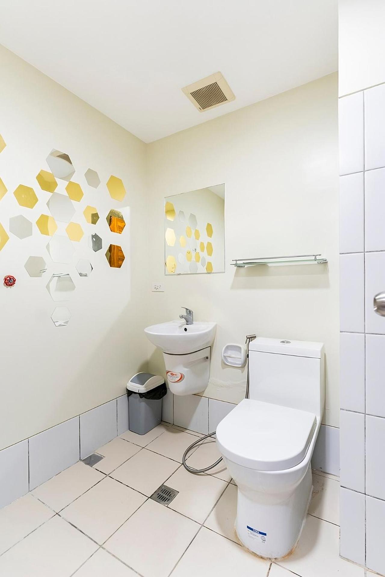 Cozy Space By Nomad Space Ph At Horizons 101 With Pool, Netflix, Wifi * Cebu