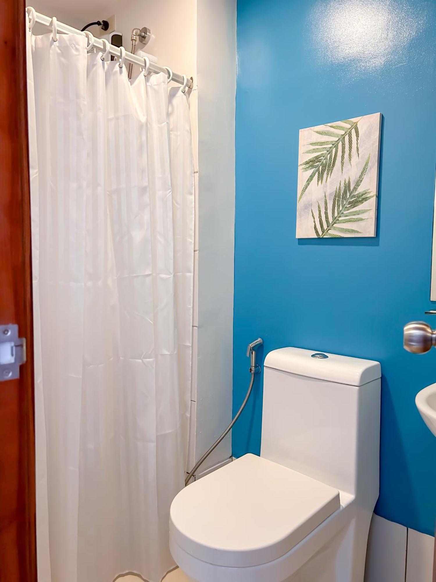 Aparthotel Cozy Space By Nomad Space Ph At Horizons 101 With Pool, Netflix, Wifi *