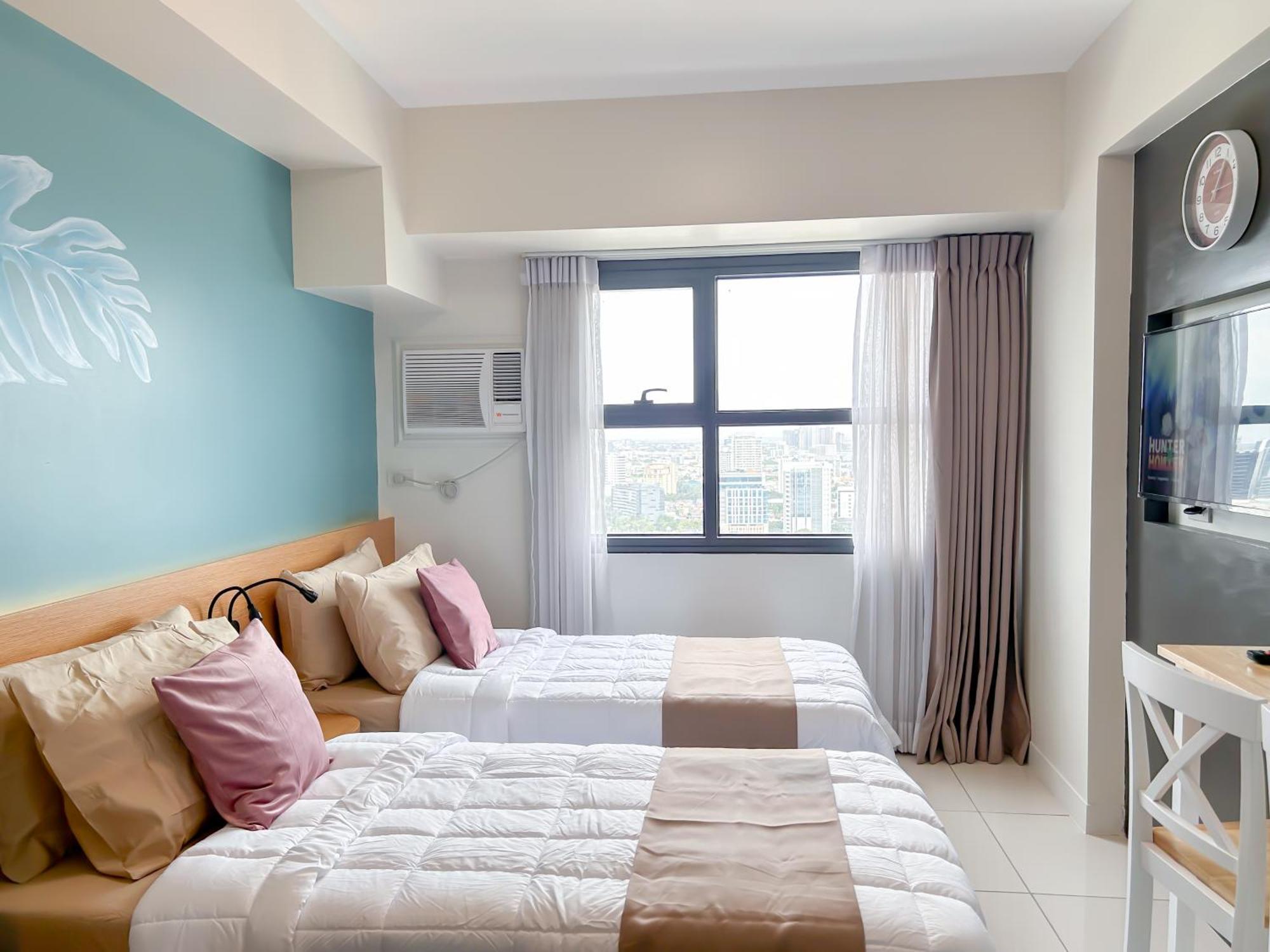Cozy Space By Nomad Space Ph At Horizons 101 With Pool, Netflix, Wifi